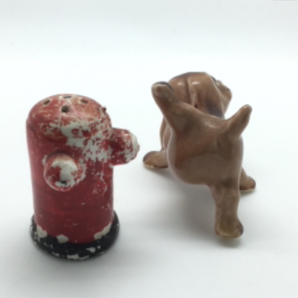 Vintage Dog & Hydrant S & P Set - Picture 2 of 4
